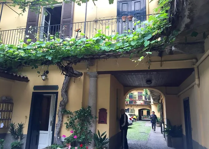 Lovelyloft - Alzaia Naviglio Lägenhet *